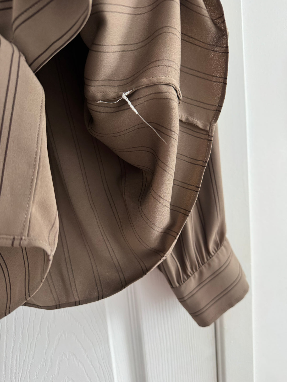 Wilfred "Overture" Crepe Blouse in Taupe/Brown Stripe, size Small
