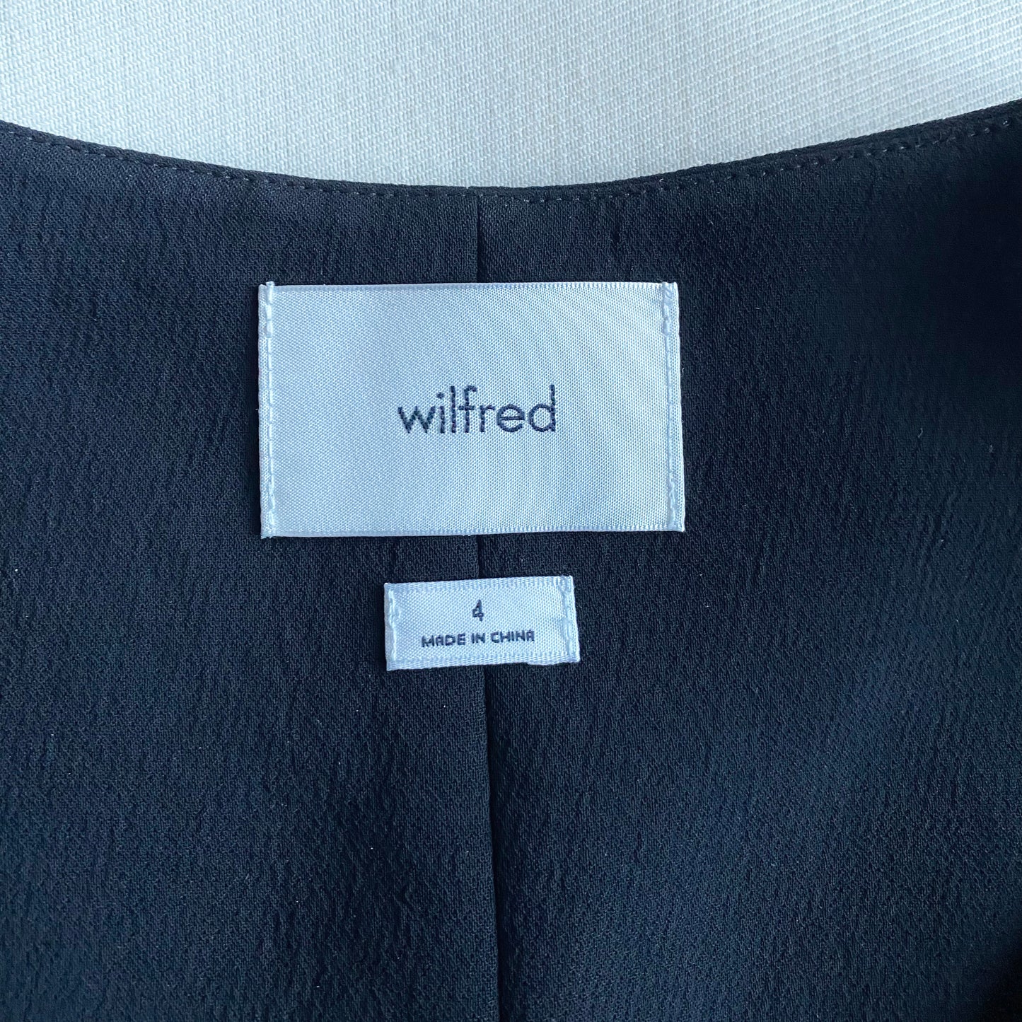 Wilfred Tailored "Stucco" Vest, size 4 (fits 2/4)