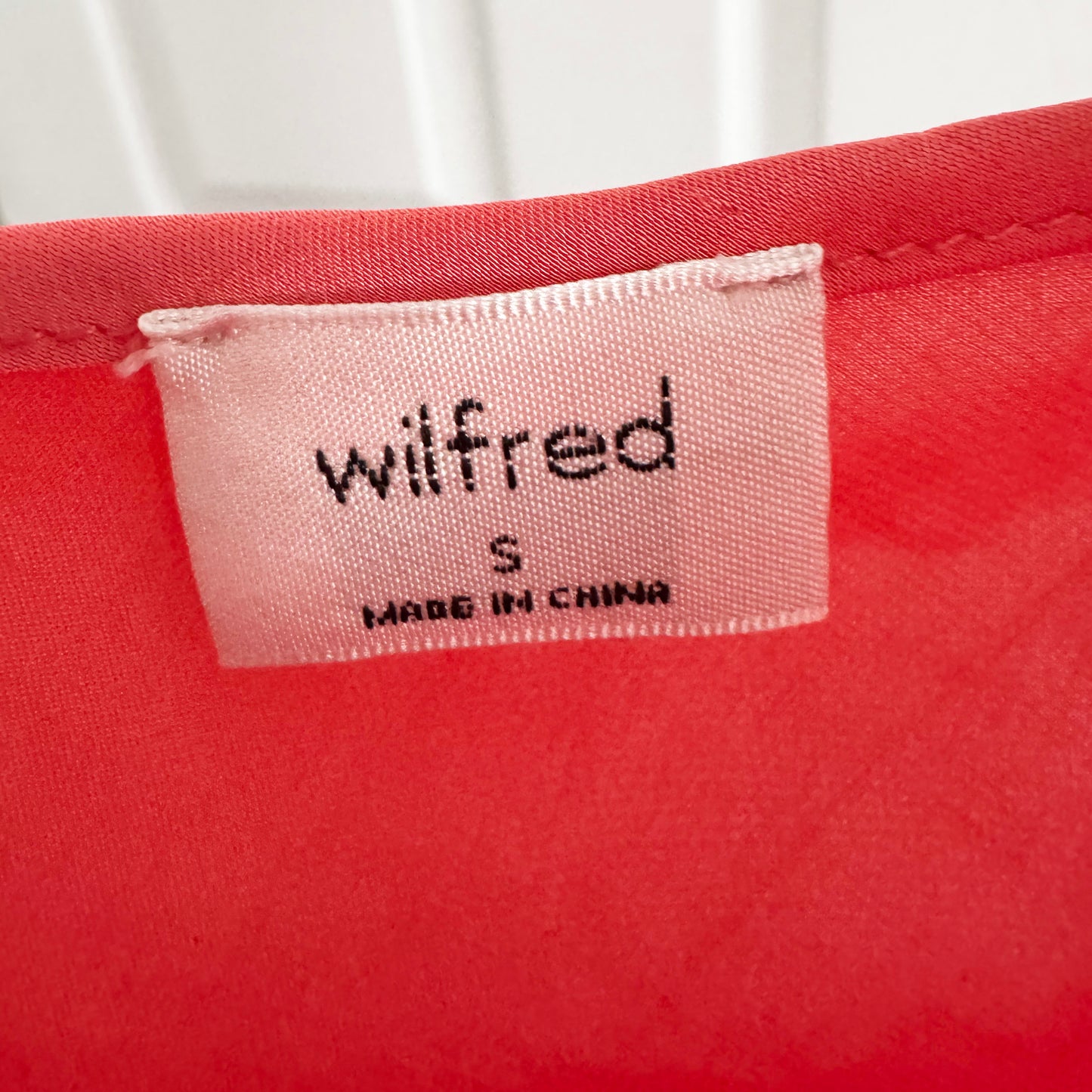 Wilfred Satiny Slip Mini Dress in Coral, size Small