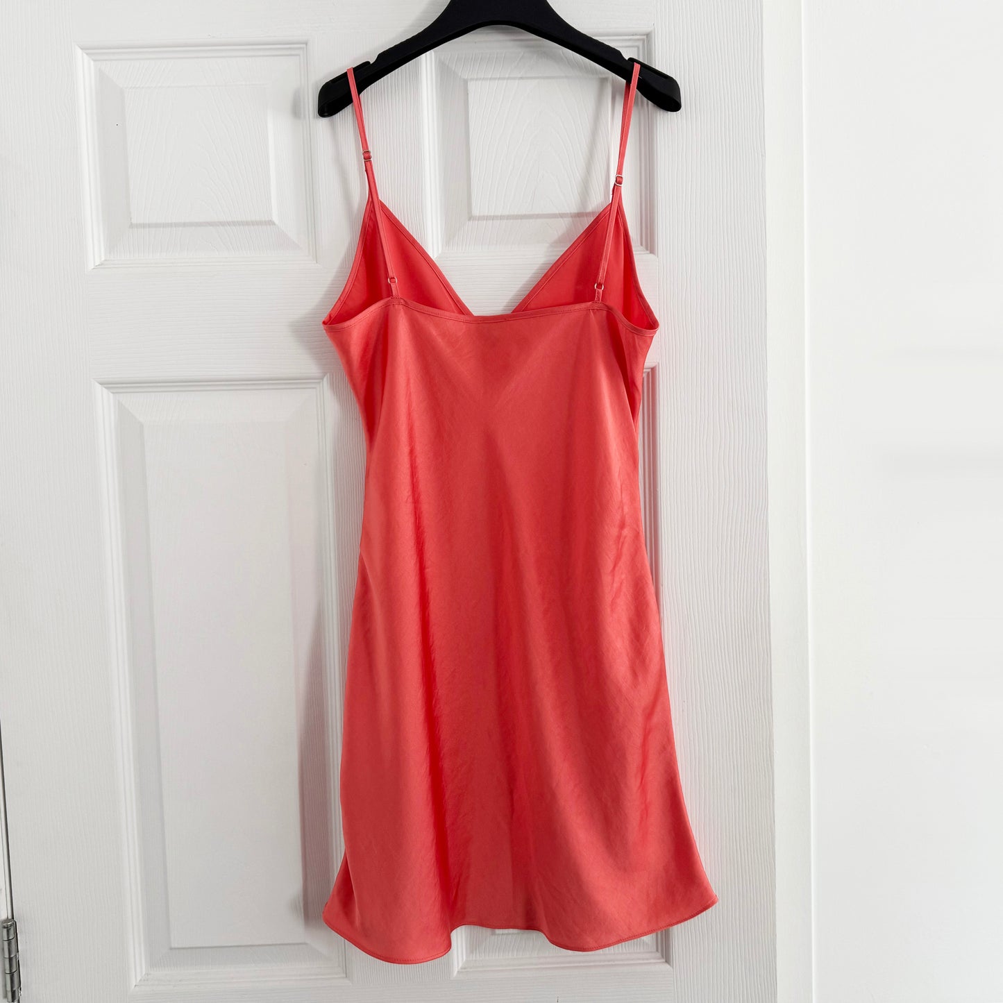 Wilfred Satiny Slip Mini Dress in Coral, size Small
