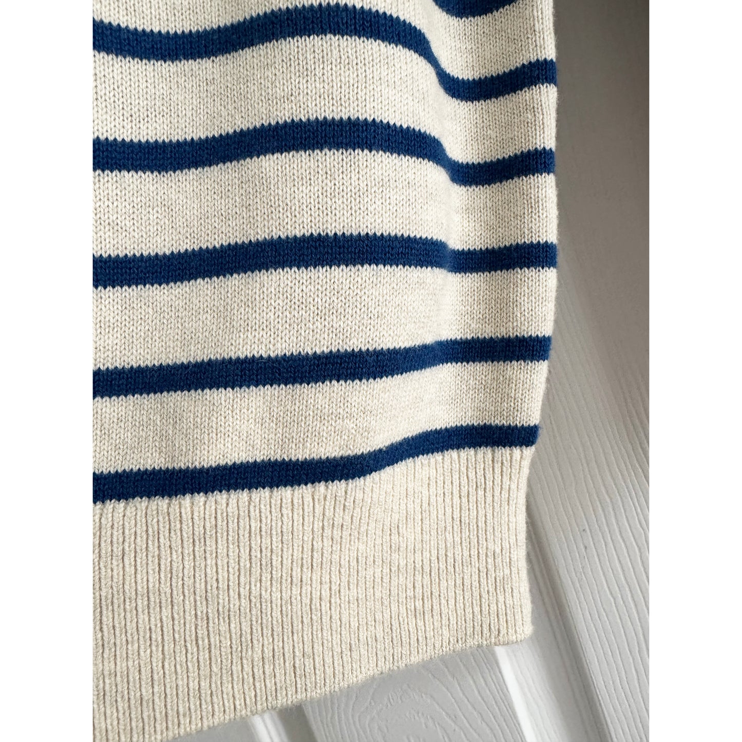 Wilfred "Clara" Merino/Cotton Blend Striped Sweater in Oatmeal/Blue, size Small