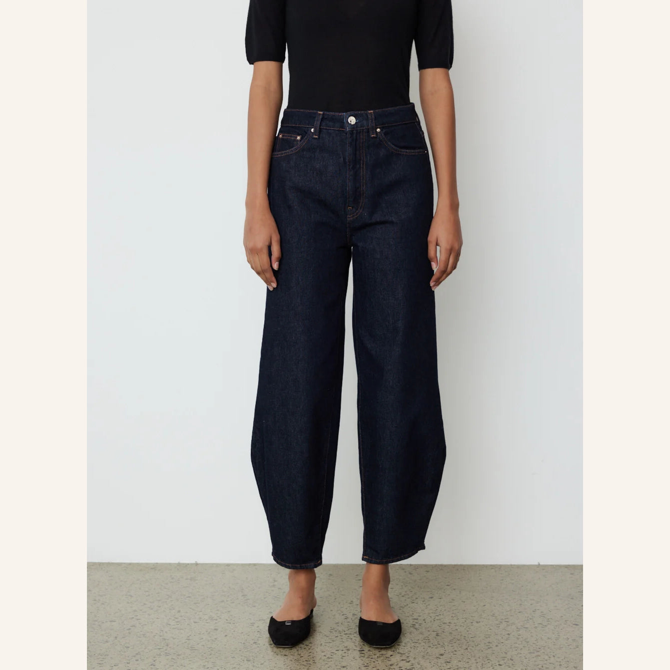 Toteme Barrel Leg Jeans in Raw Denim, size 28 (fits like 27)