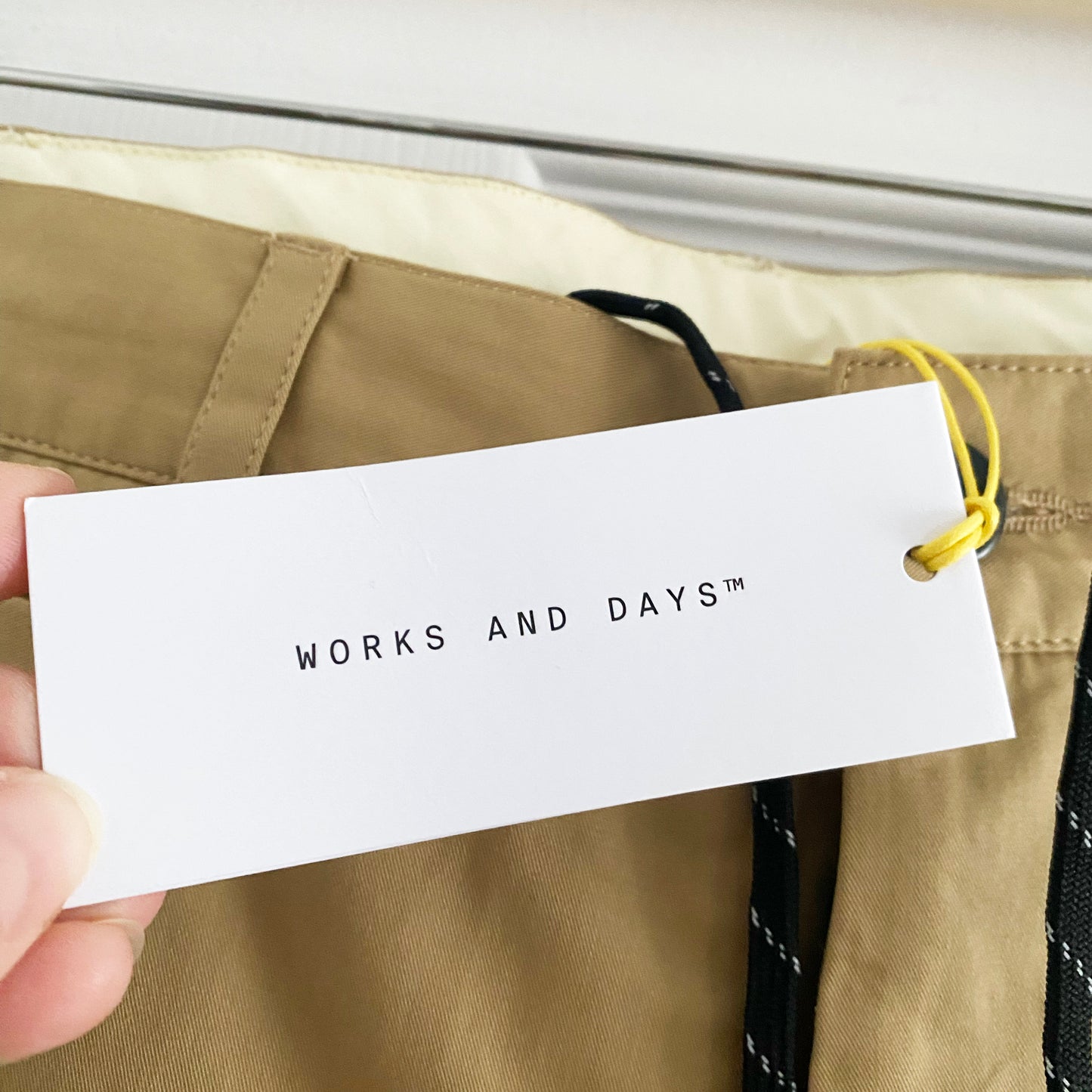 Works And Days "Cordura" classic chino in Khaki, size Large