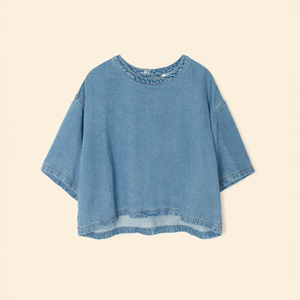 Xirena "Austin" Denim Top in Blue, size Medium