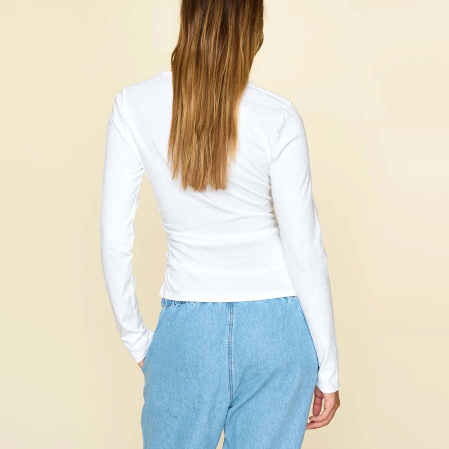 Xirena "Frankie" Long Sleeve Tee Shirt in White, size Medium (fits like Small)