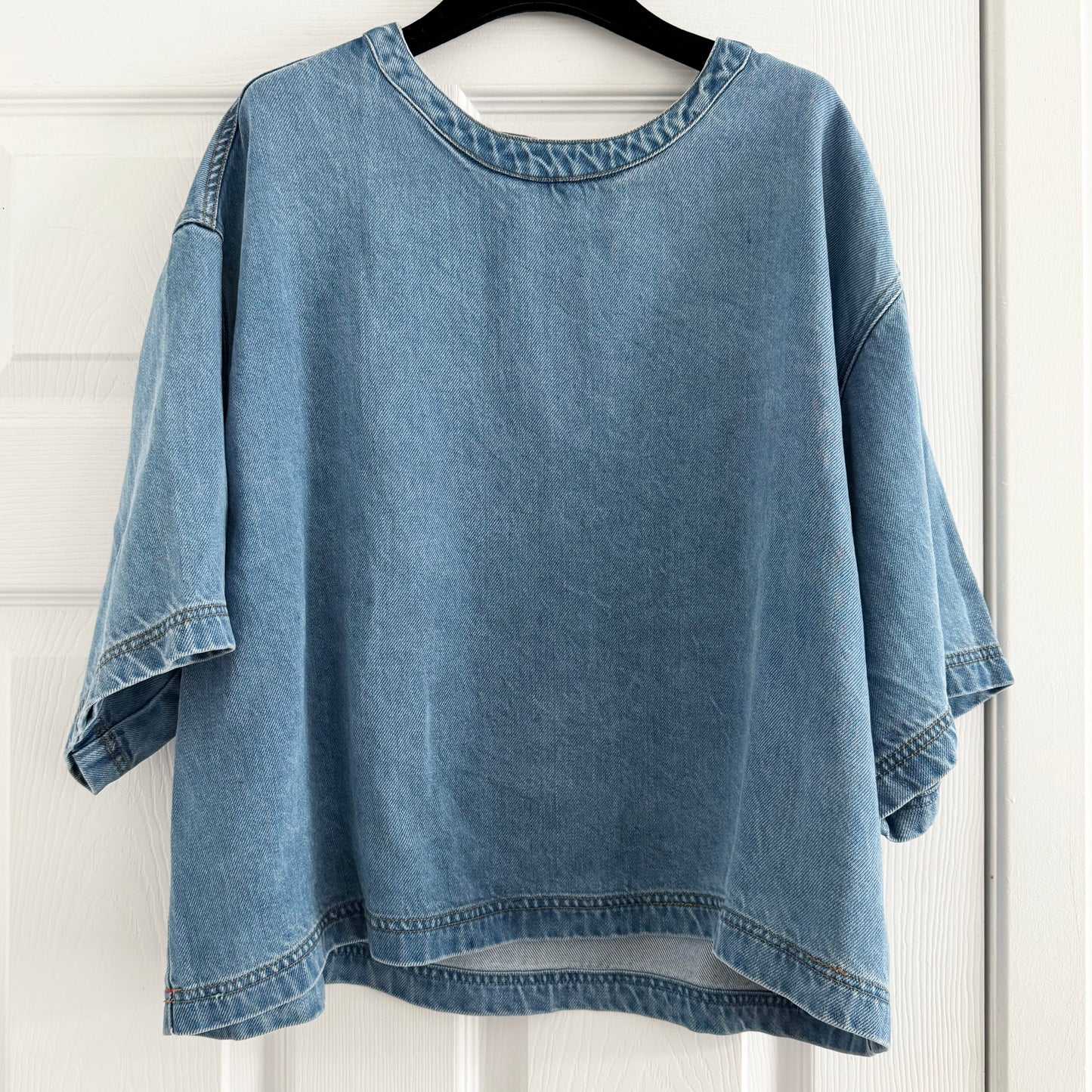 Xirena "Austin" Denim Top in Blue, size Medium