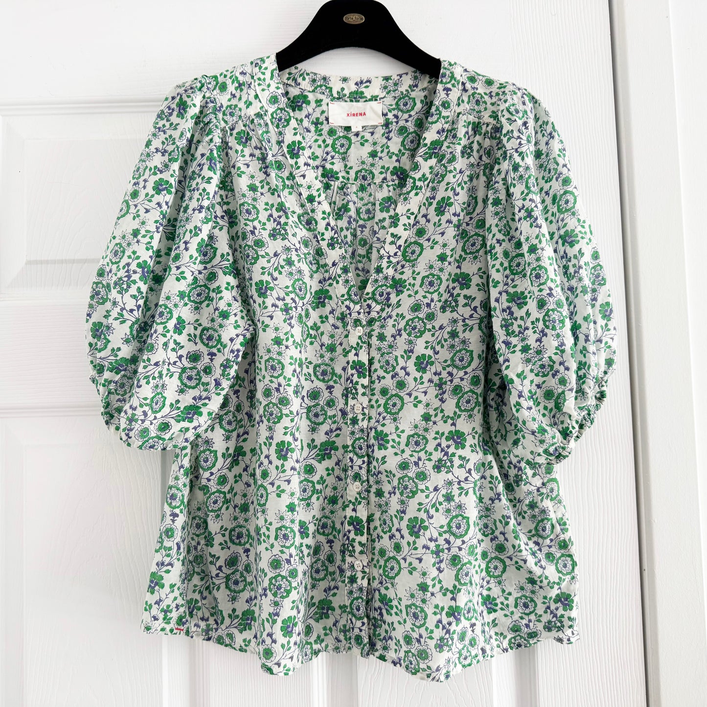 Xirena "Sydell" Printed Cotton Shirt in Green, size Small