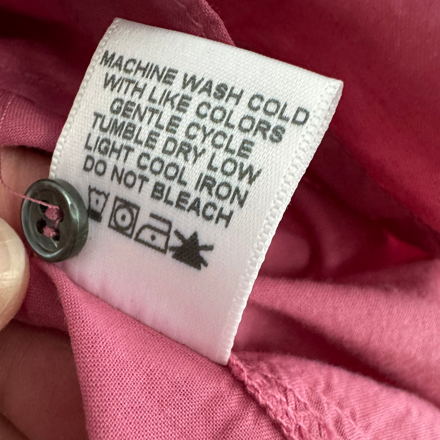 Xirena "Beau" Shirt in Dark Pink, size Small