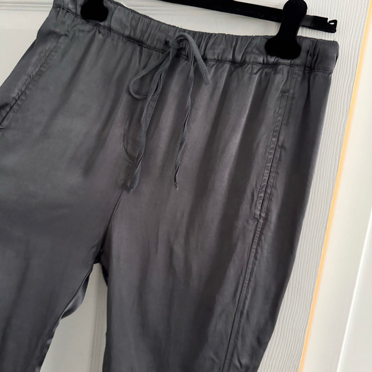 Xirena "Draper" Satin Pants in Grey, size medium