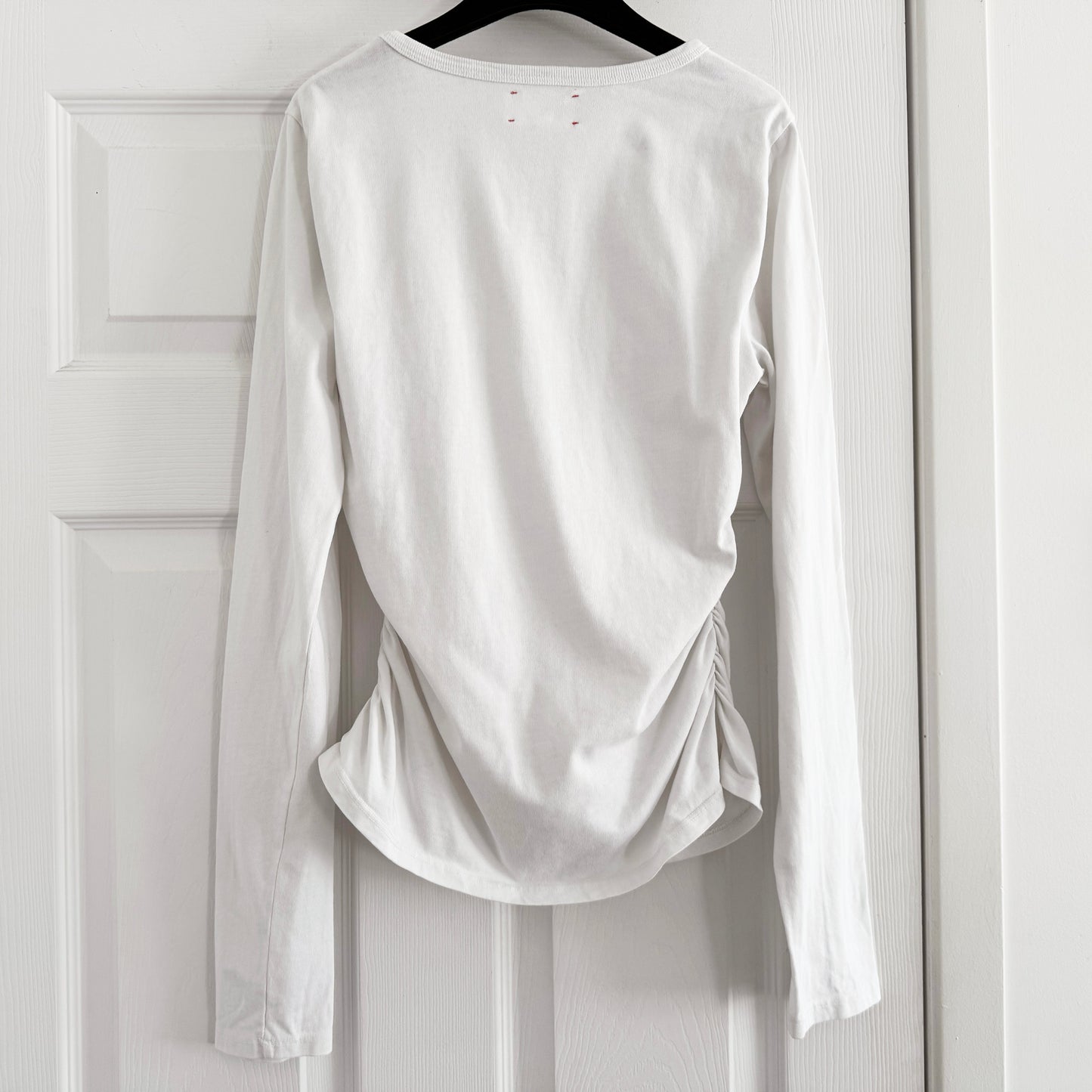 Xirena "Frankie" Long Sleeve Tee Shirt in White, size Medium (fits like Small)