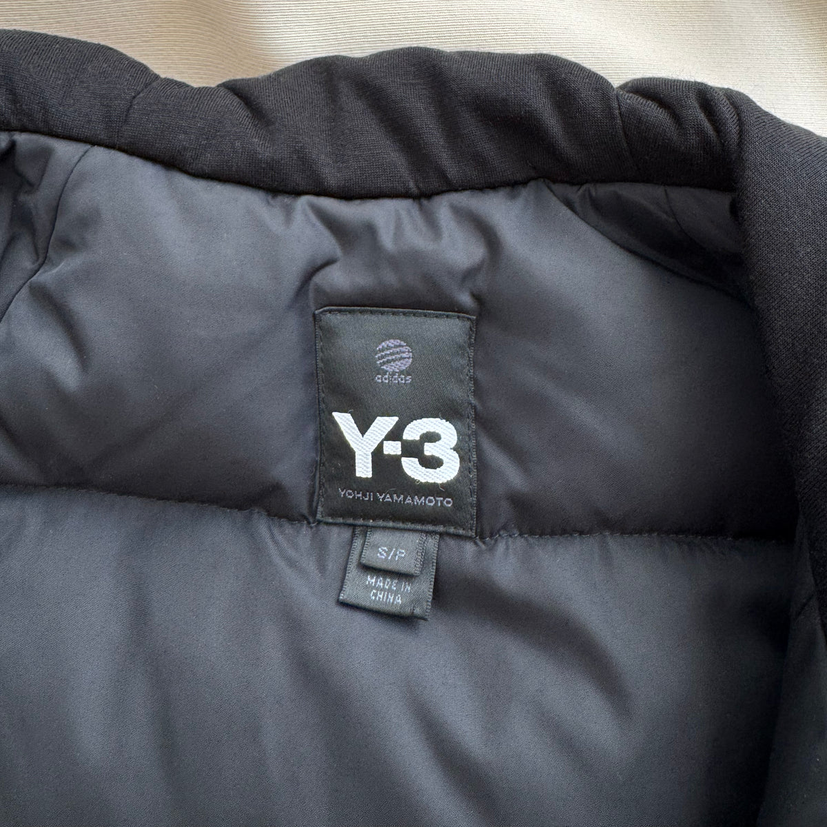 Y-3 Wool Puffer Jacket in Black, size Small