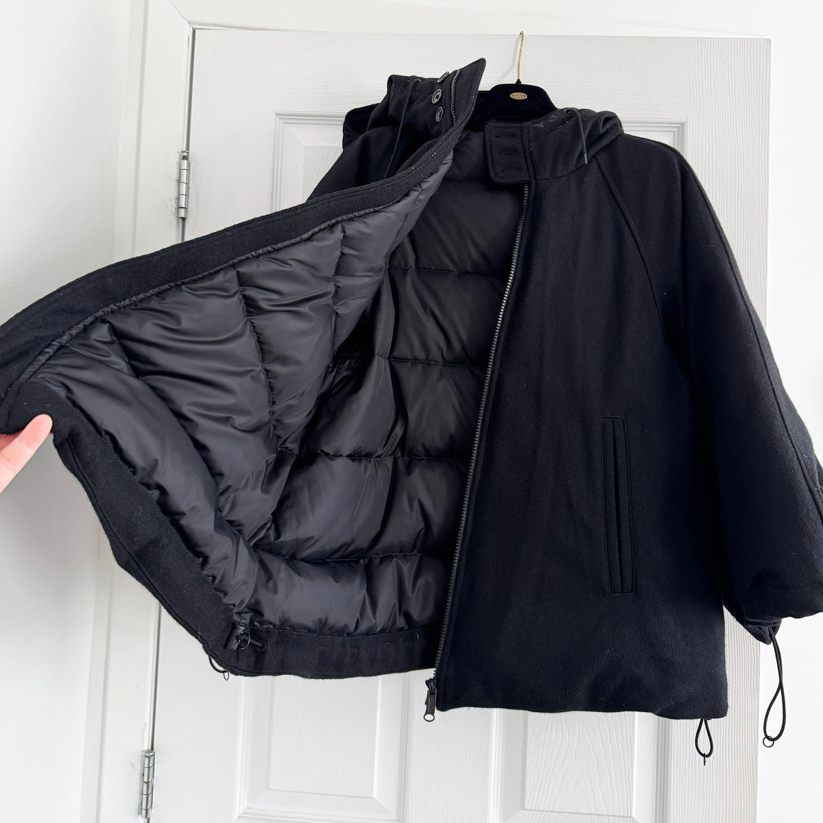 Y-3 Wool Puffer Jacket in Black, size Small