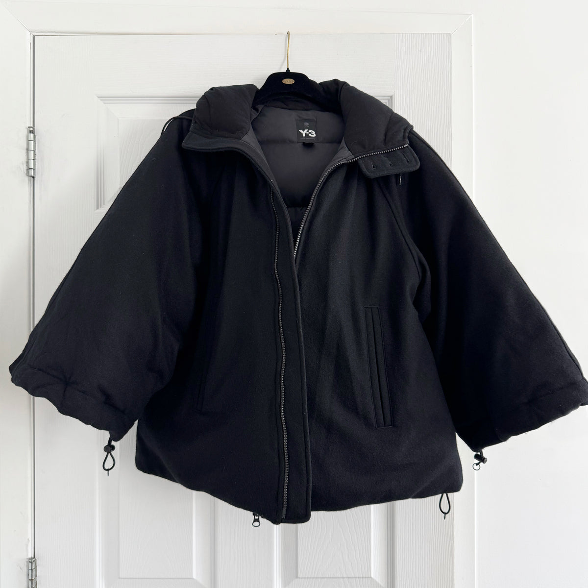 Y-3 Wool Puffer Jacket in Black, size Small