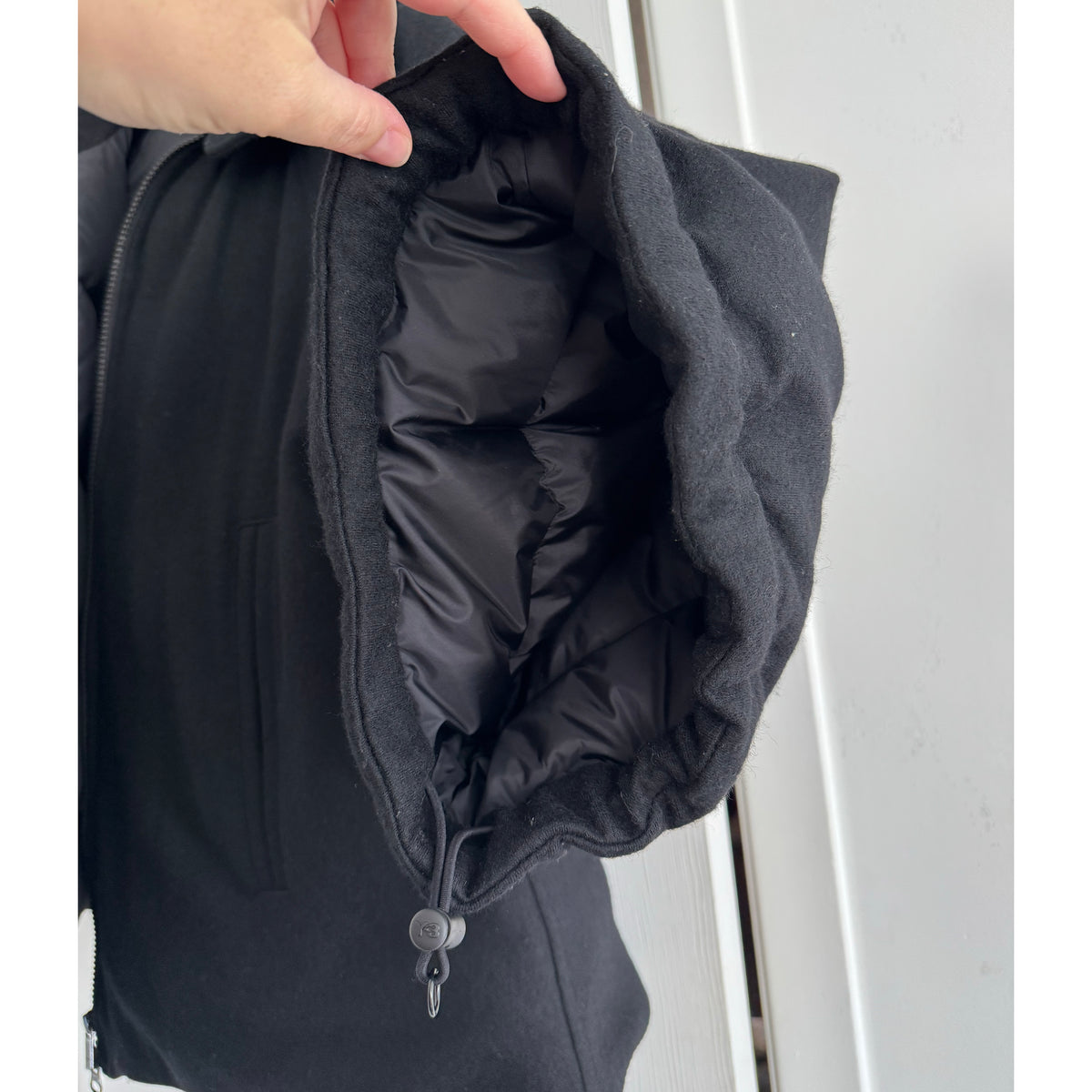 Y-3 Wool Puffer Jacket in Black, size Small